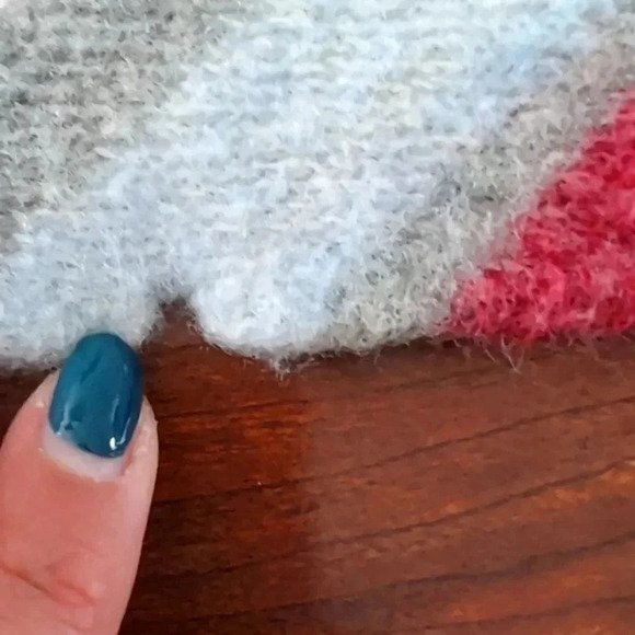 Vintage Wool Scarf - Picture 6 of 7